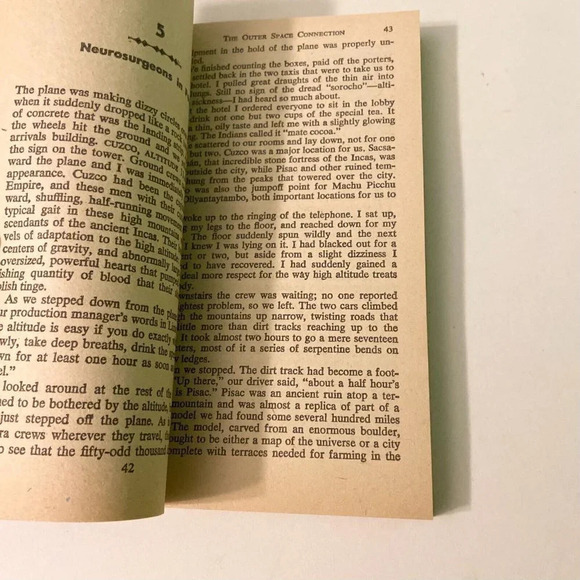 Vintage 1975 The Outer Space Connection by Alan and  Sally Landsburg Paperback - Picture 12 of 16